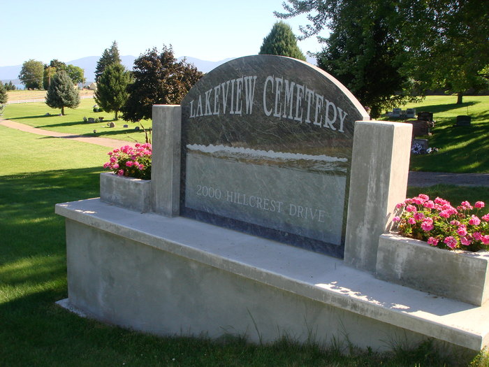 Lakeview Cemetery