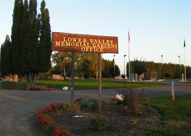 Lower Valley Memorial Gardens Cemetery (Sunnyside)